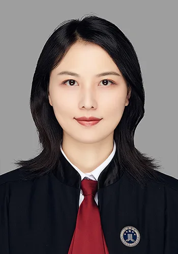 张蕾